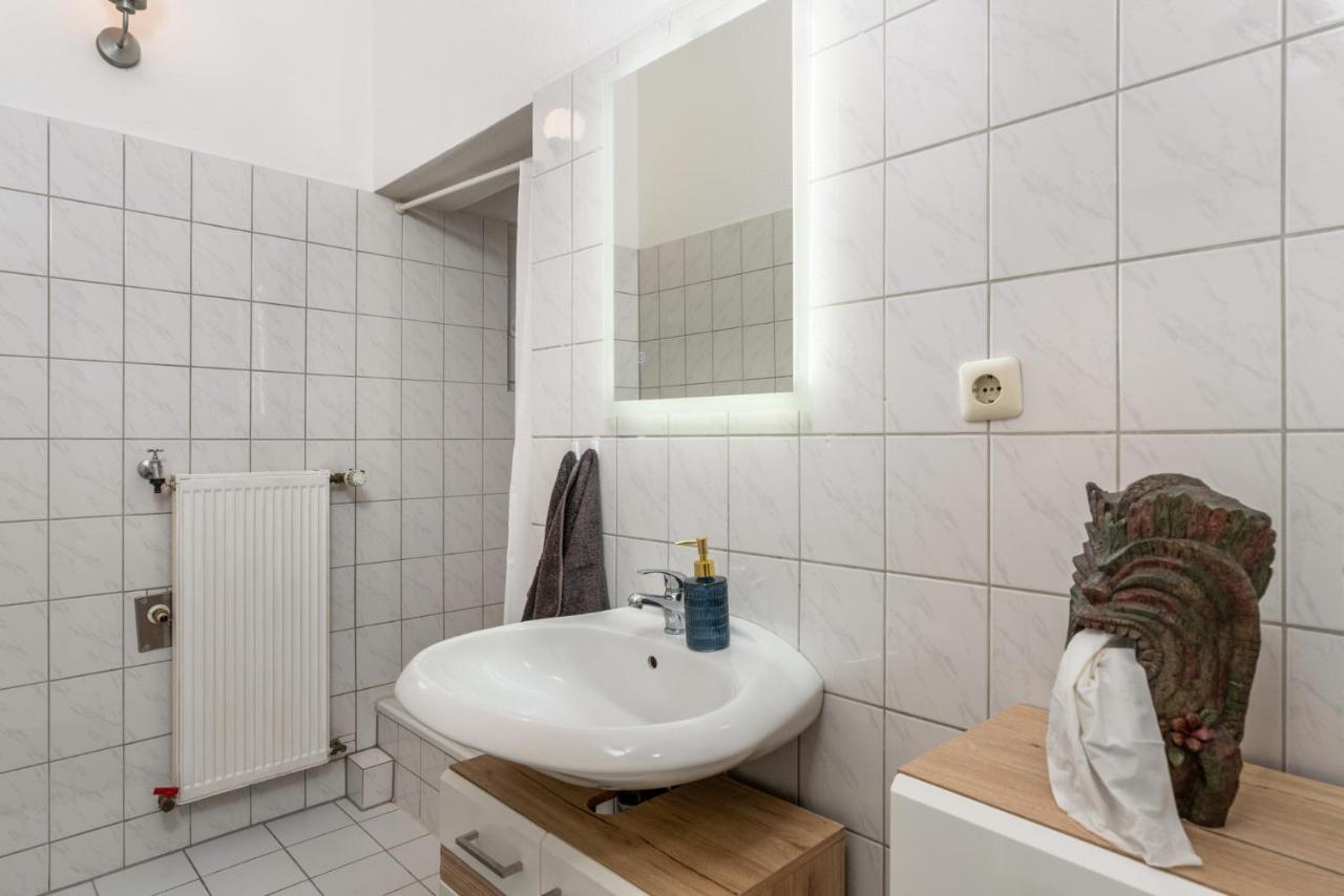 Gemuetliche Zentrale Wohnung Mit Smart Tv Кассель Екстер'єр фото